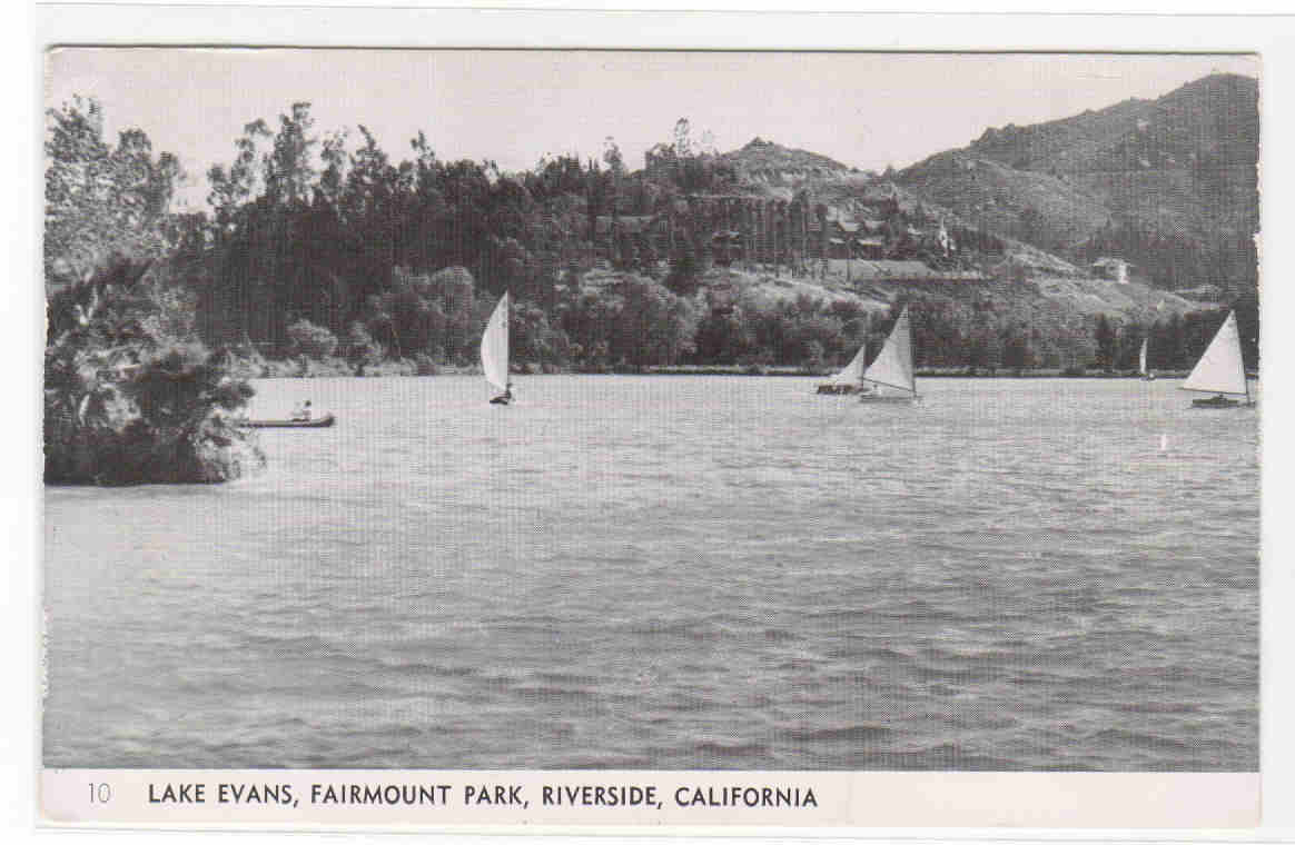 Yachting Lake Evans Fairmount Park Riverside California 1950 postcard