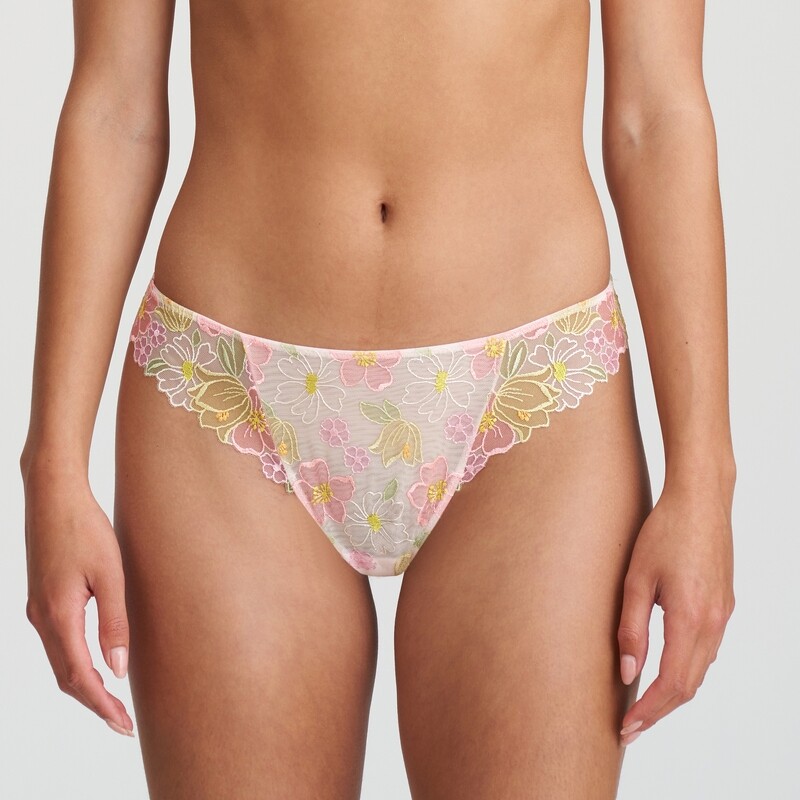 Marie Jo Ettie Thong