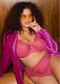 Elomi Zarla love potion
