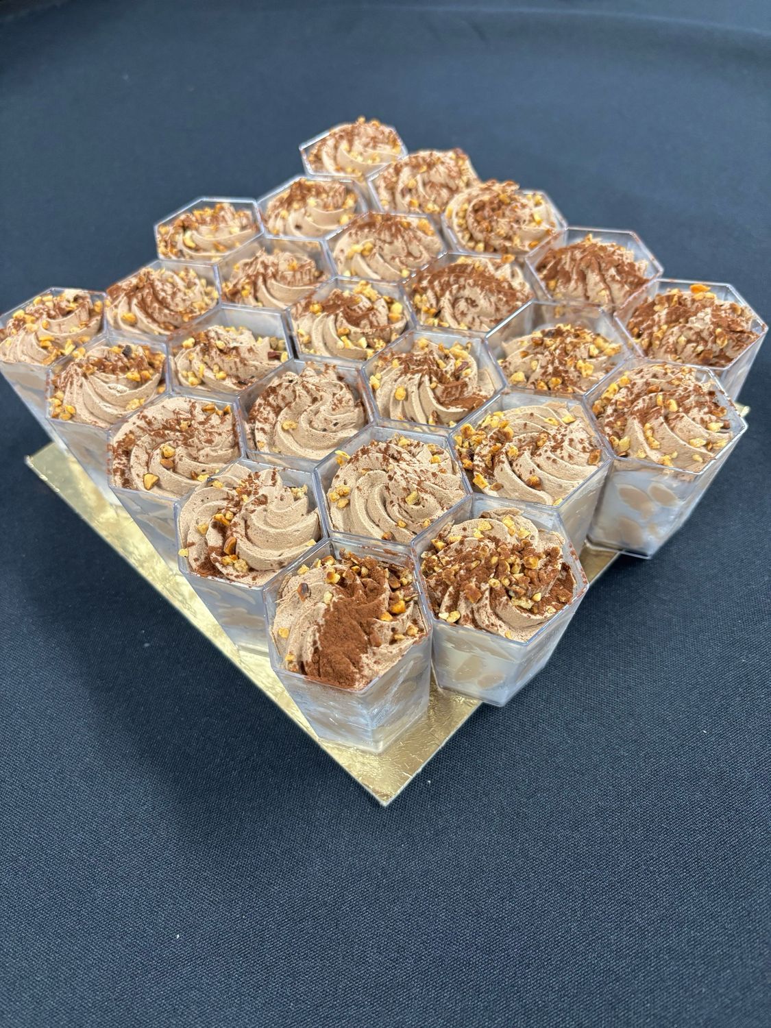 Plateau de verrines de mousse au chocolat 25 pcs