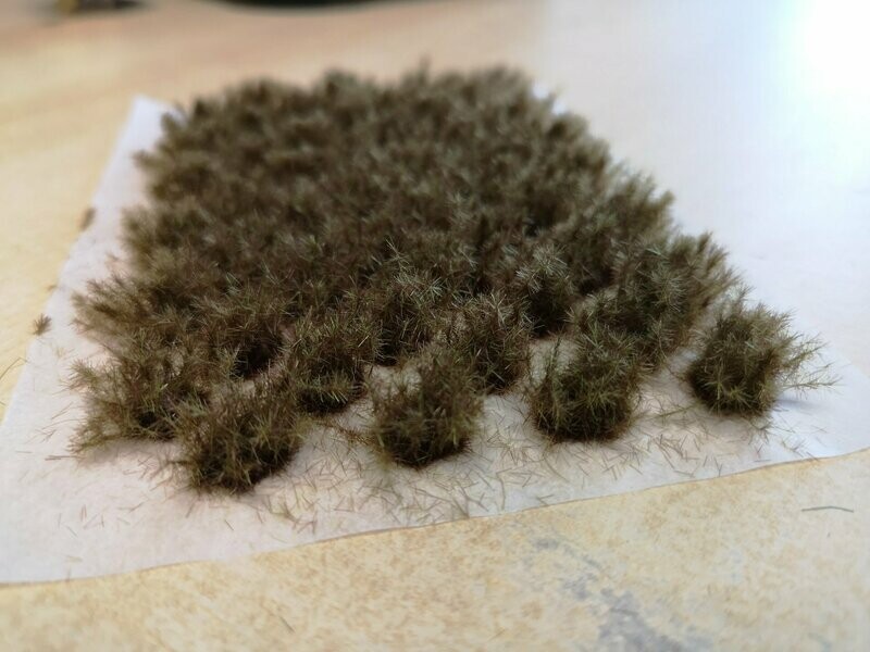 Muddy Swamp 12mm - Small Thistle Tufts