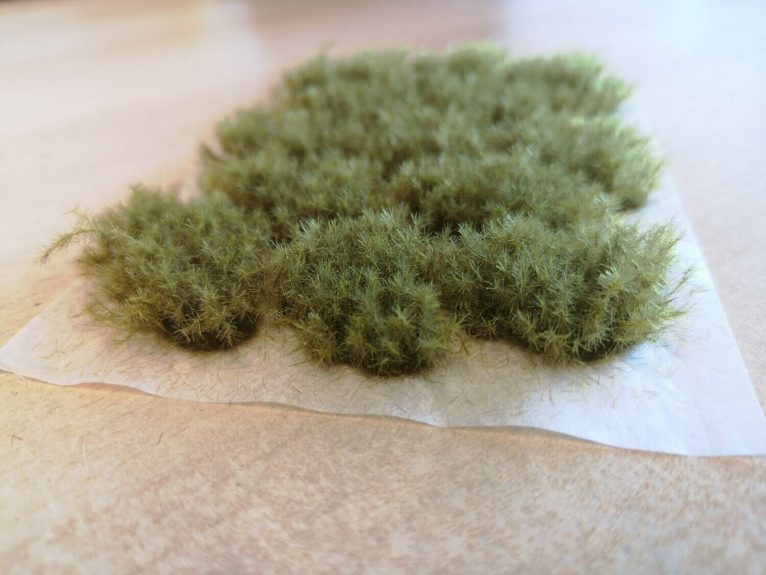 Swamp 12mm - Large Thistle Tufts