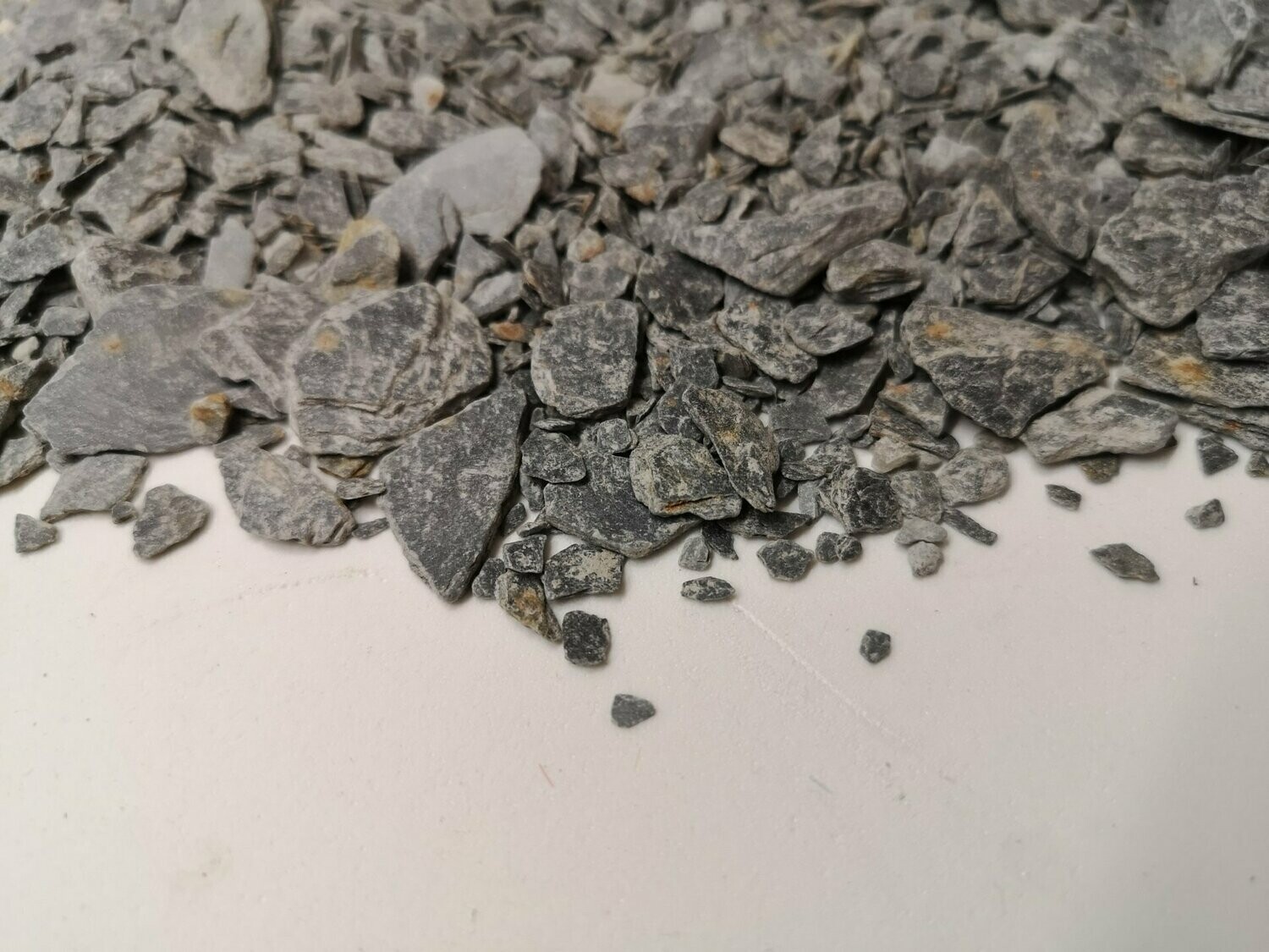 Mixed Slate Chippings