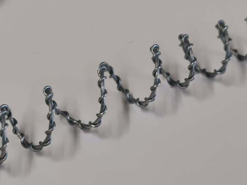 Razor / Barbed Wire