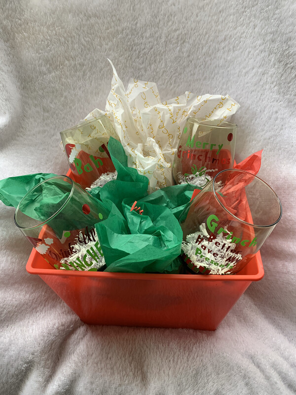 Set Of 4 Grinch Themed Wine Glasses