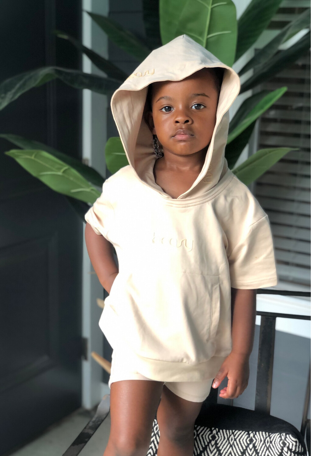 BEASY GIRL&#39;S OVERSIZED TOP AND SPANDEX SHORT SET