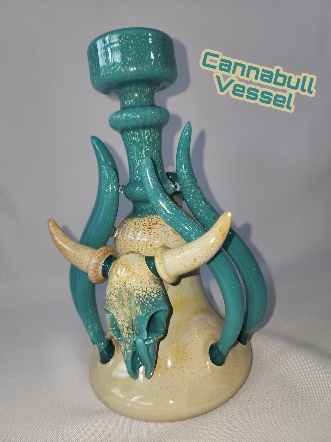 HicDogg Cannabull Vessel