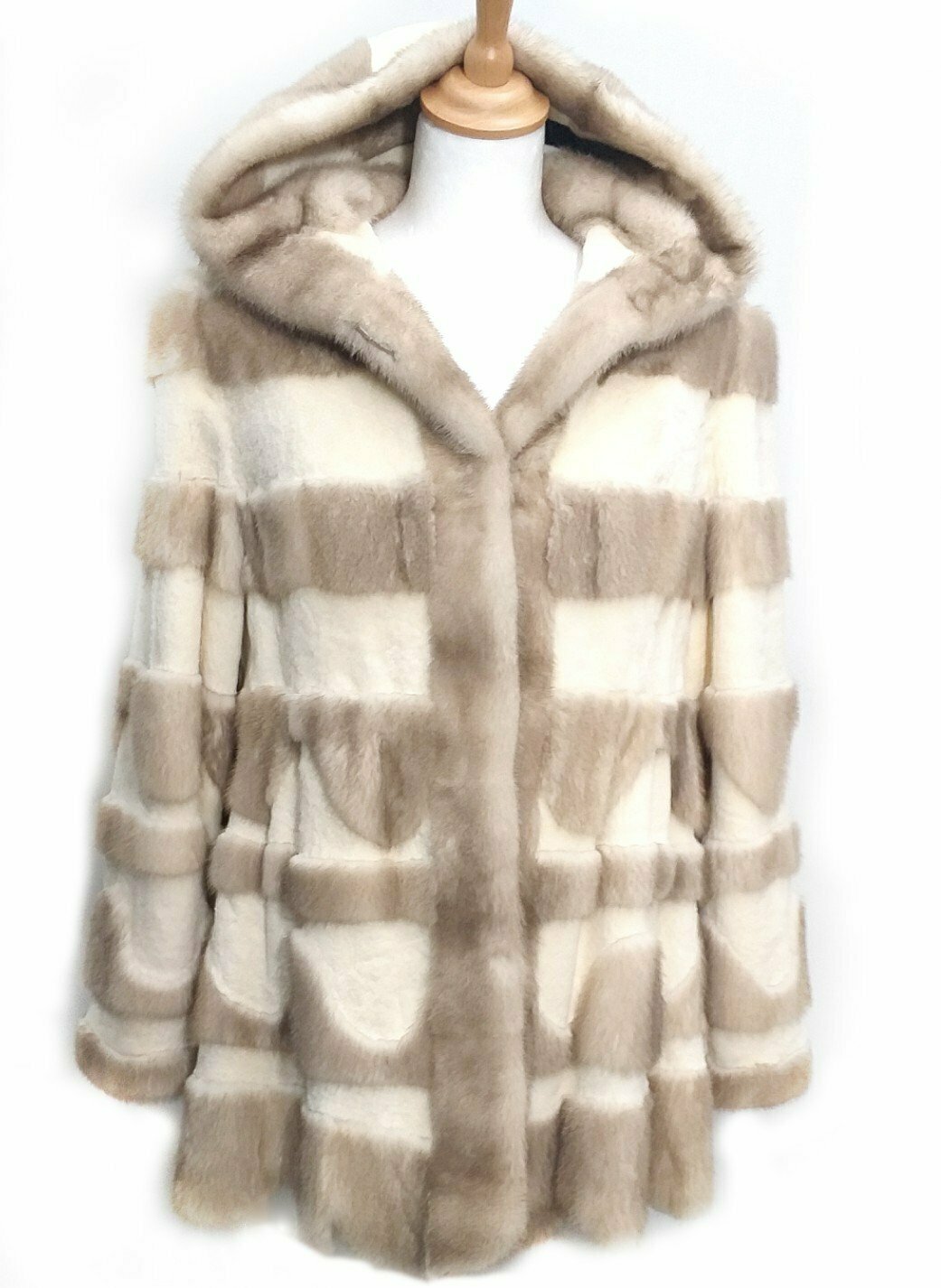 CHAQUETA VISON SEMI RASADO/PELO COLOR BLANCO
