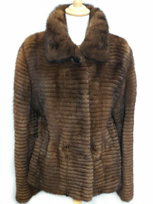 CHAQUETA VISON PLUMEADO COLOR DEMIBUFF CHAQUETA VISON PLUMEADO COLOR DEMIBUFF