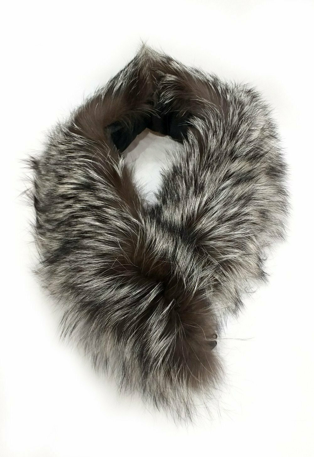 CUELLO ZORRO PLATEADO