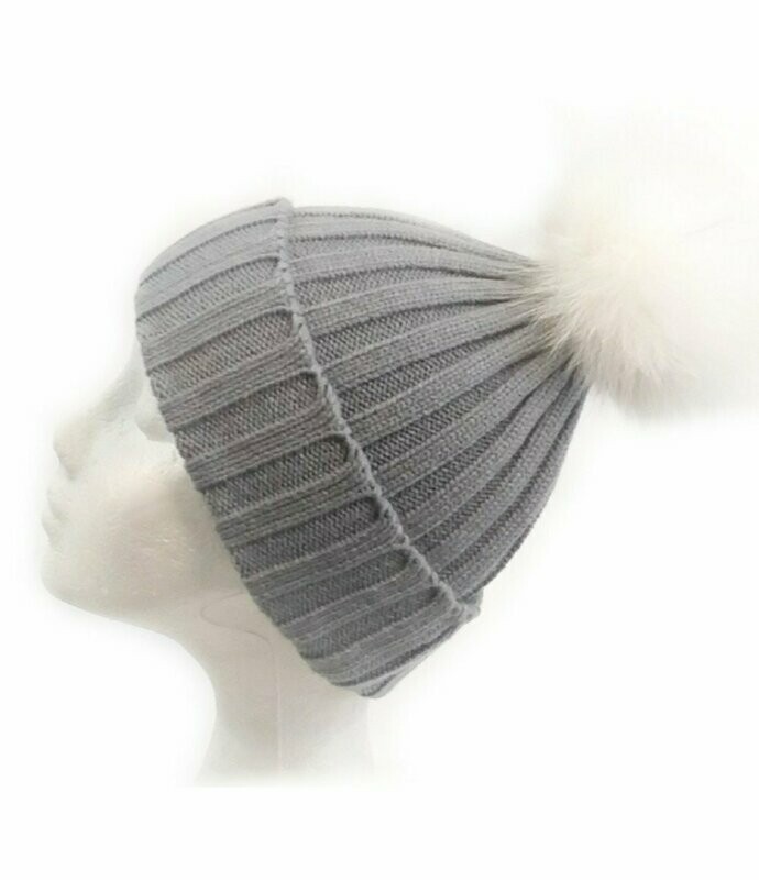 GORRO POMPOM