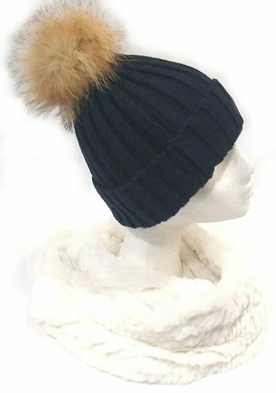 GORRO POMPOM