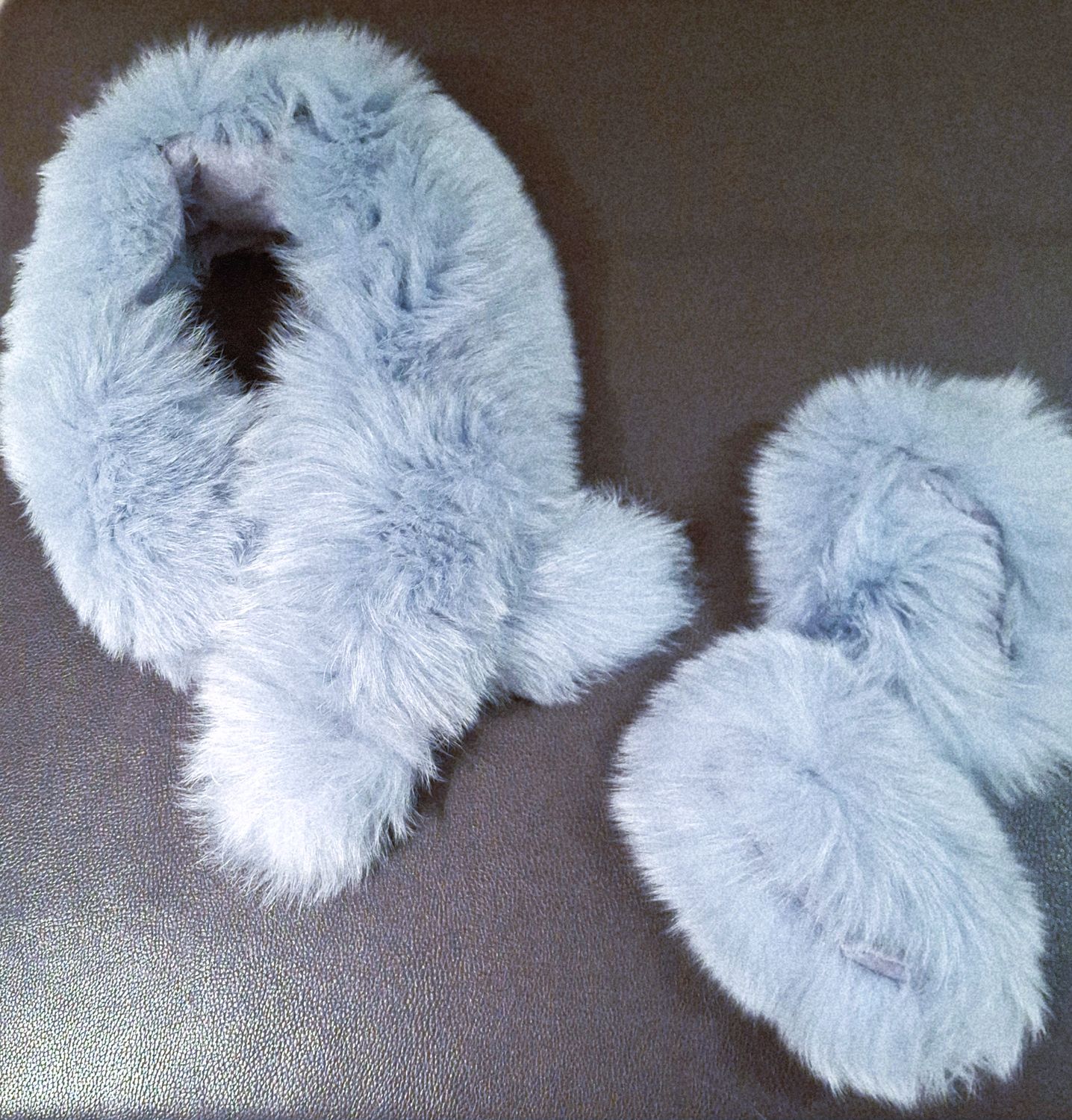 CUELLO Y PUÑOS ZORRO AZUL CLARO CUELLO Y PUÑOS ZORRO AZUL CLARO