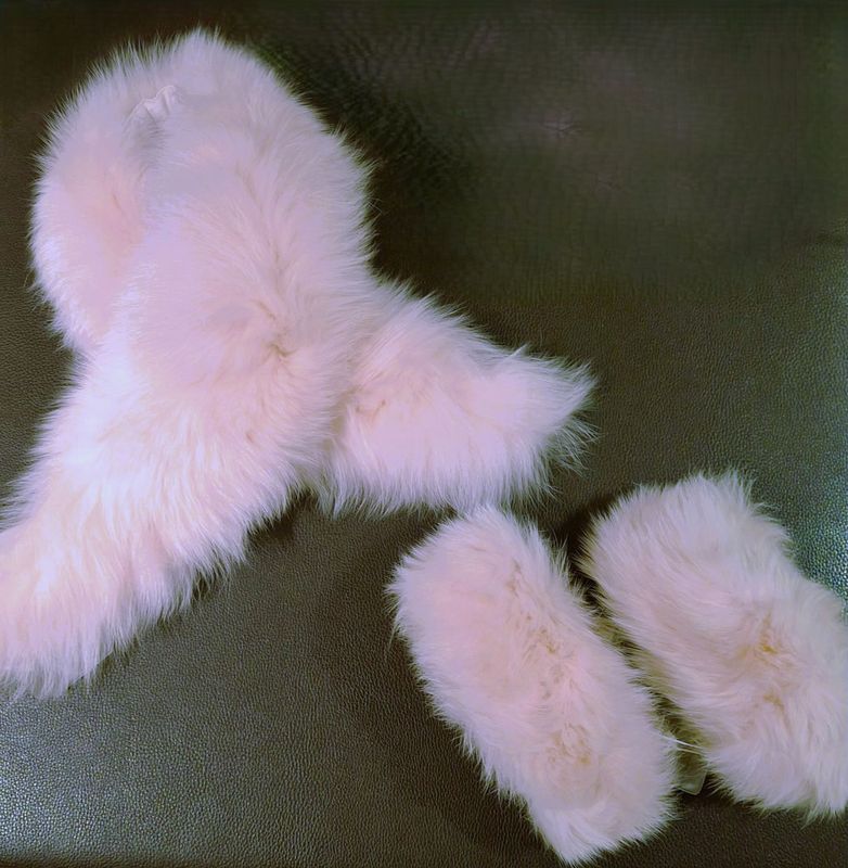 CUELLO  Y PUÑOS DE ZORRO TONO  ROSA CLARO