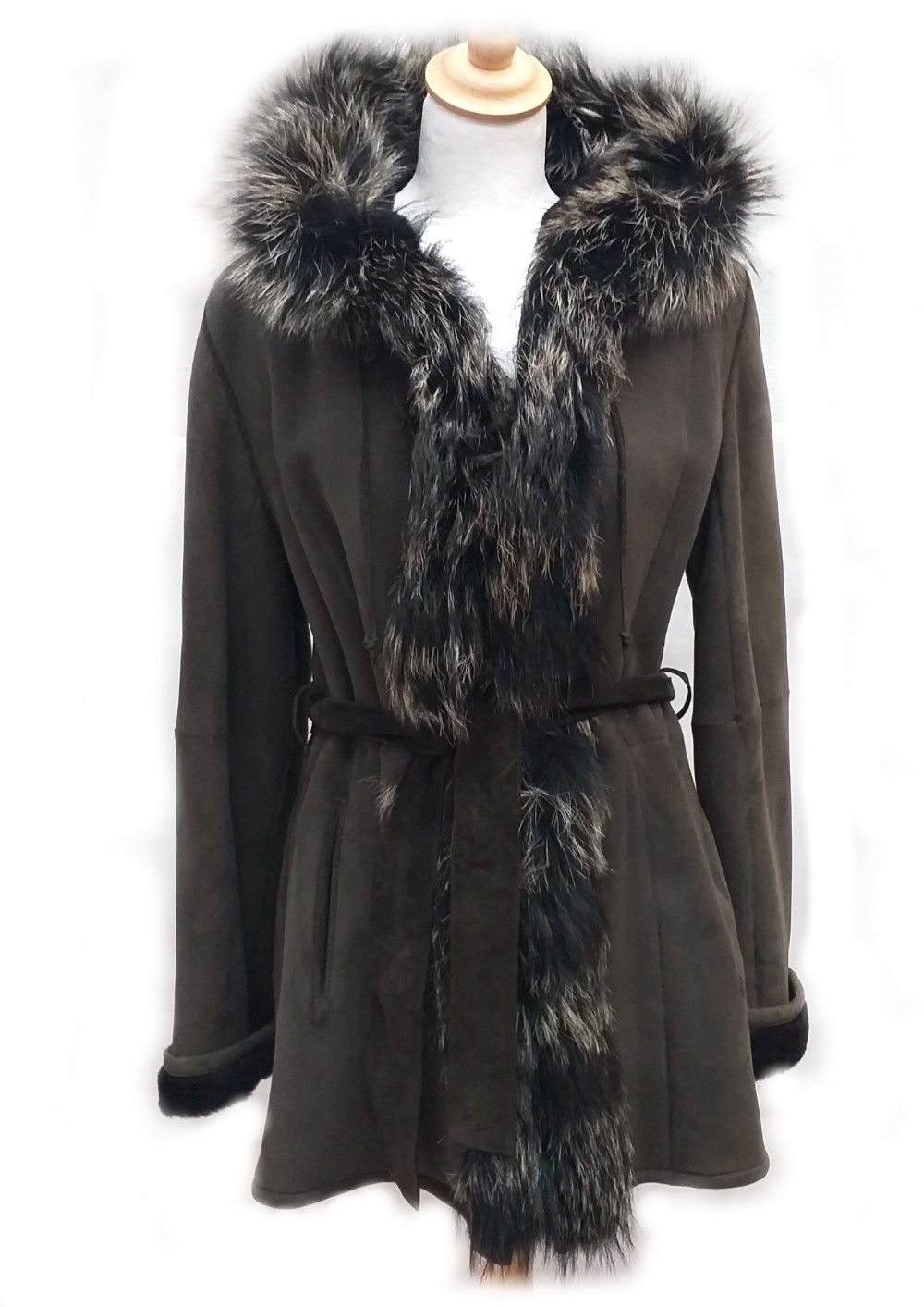 Abrigo doble faz reversible con borde de zorro y capucha Abrigo doble faz reversible con borde de zorro y capucha