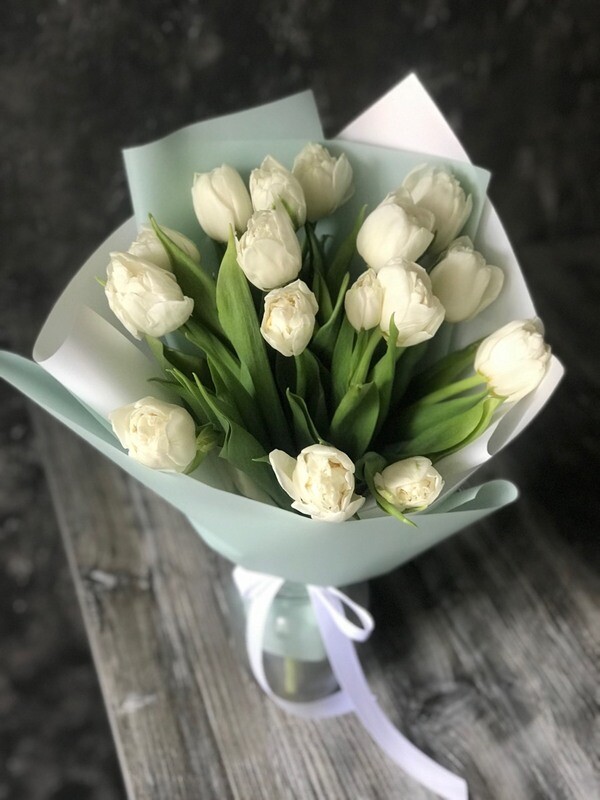 Тюльпан белый пионовидный "Мондиаль"15шт