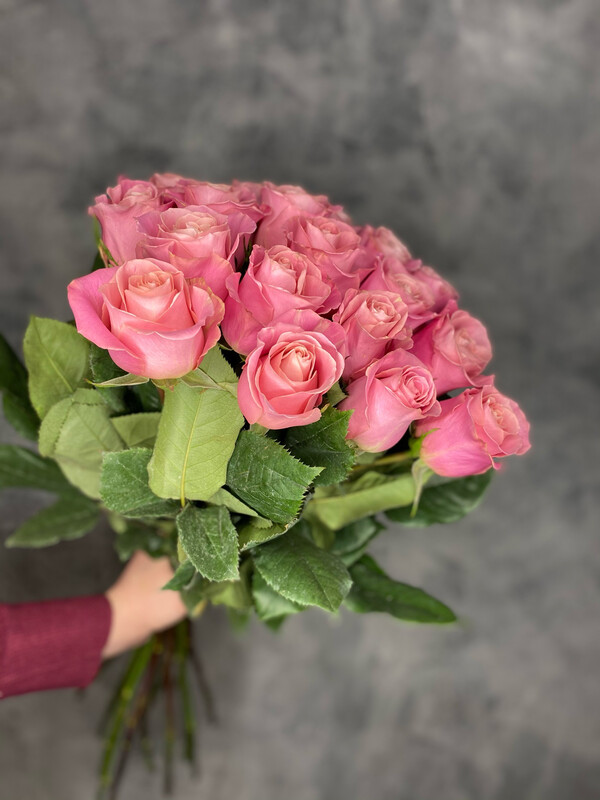 Букет розовых роз Эквадор 21шт