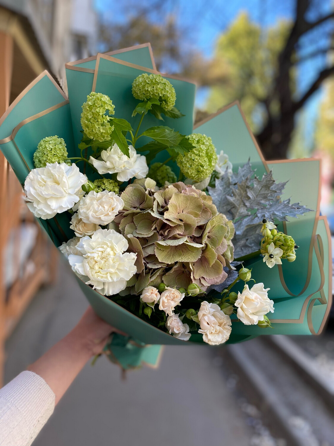 Авторский букет цветов «Глэдис»