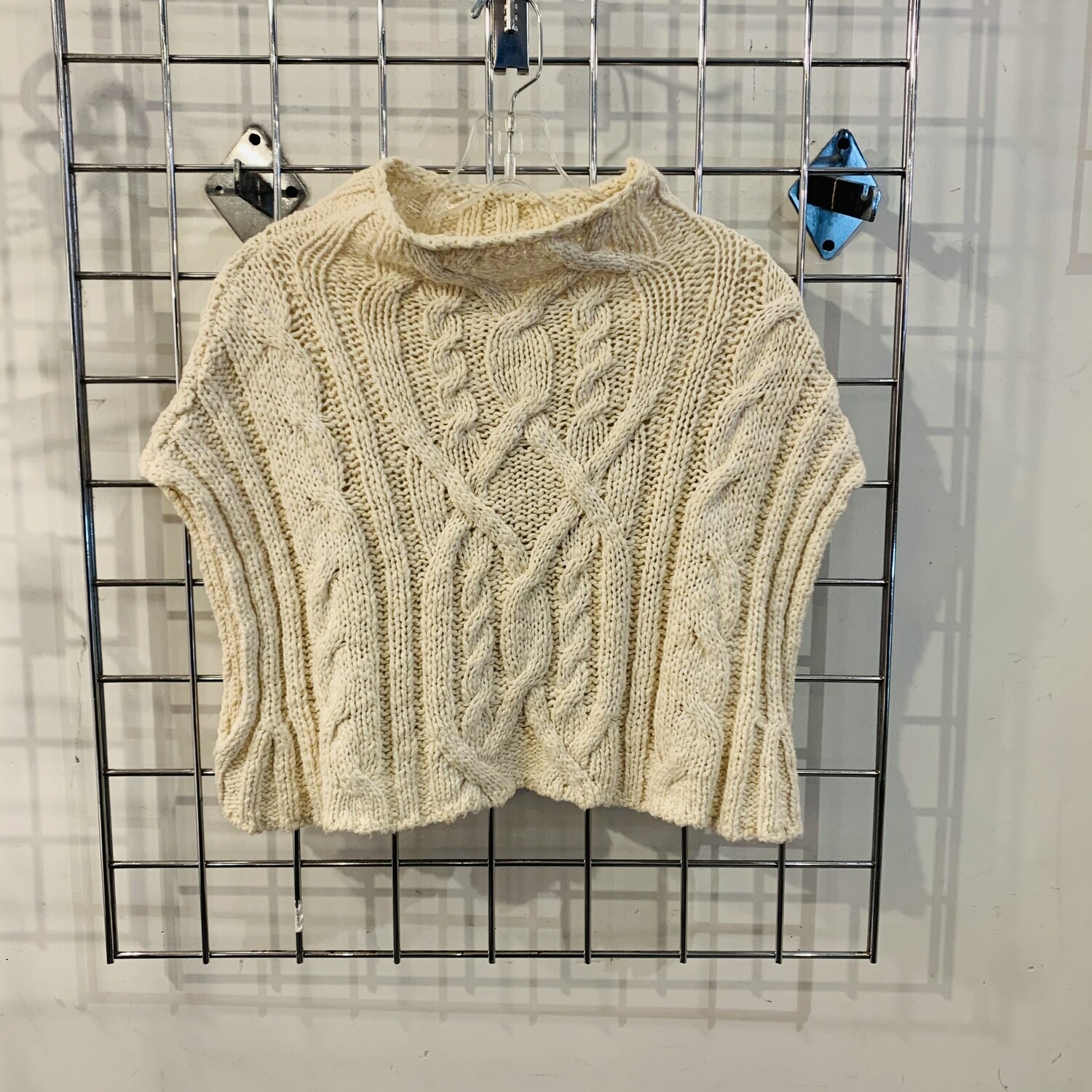 Size Small Free People Sleeveless Knit Crop Sweater