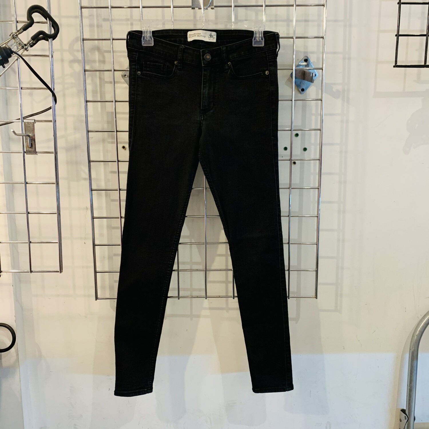 Size 4 Abercrombie & Fitch Super Skinny Jean