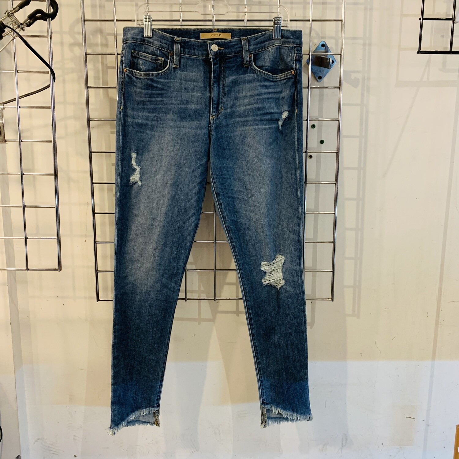 Size 30 Joe’s Jeans Candace Jean