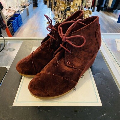 Toms Lace Velvet Ankle Boot