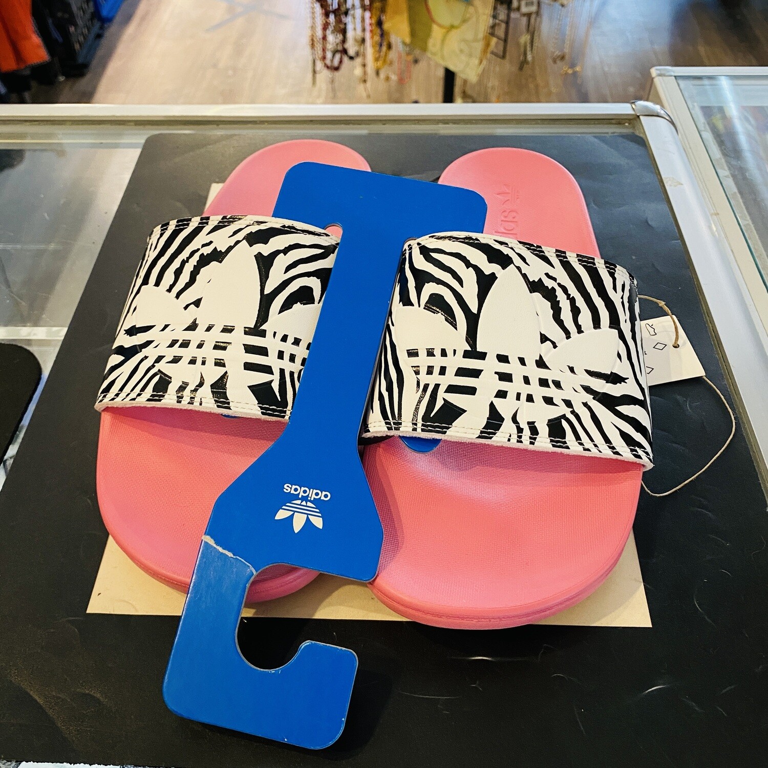 Size 9 Adidas Originals Adilette Slides