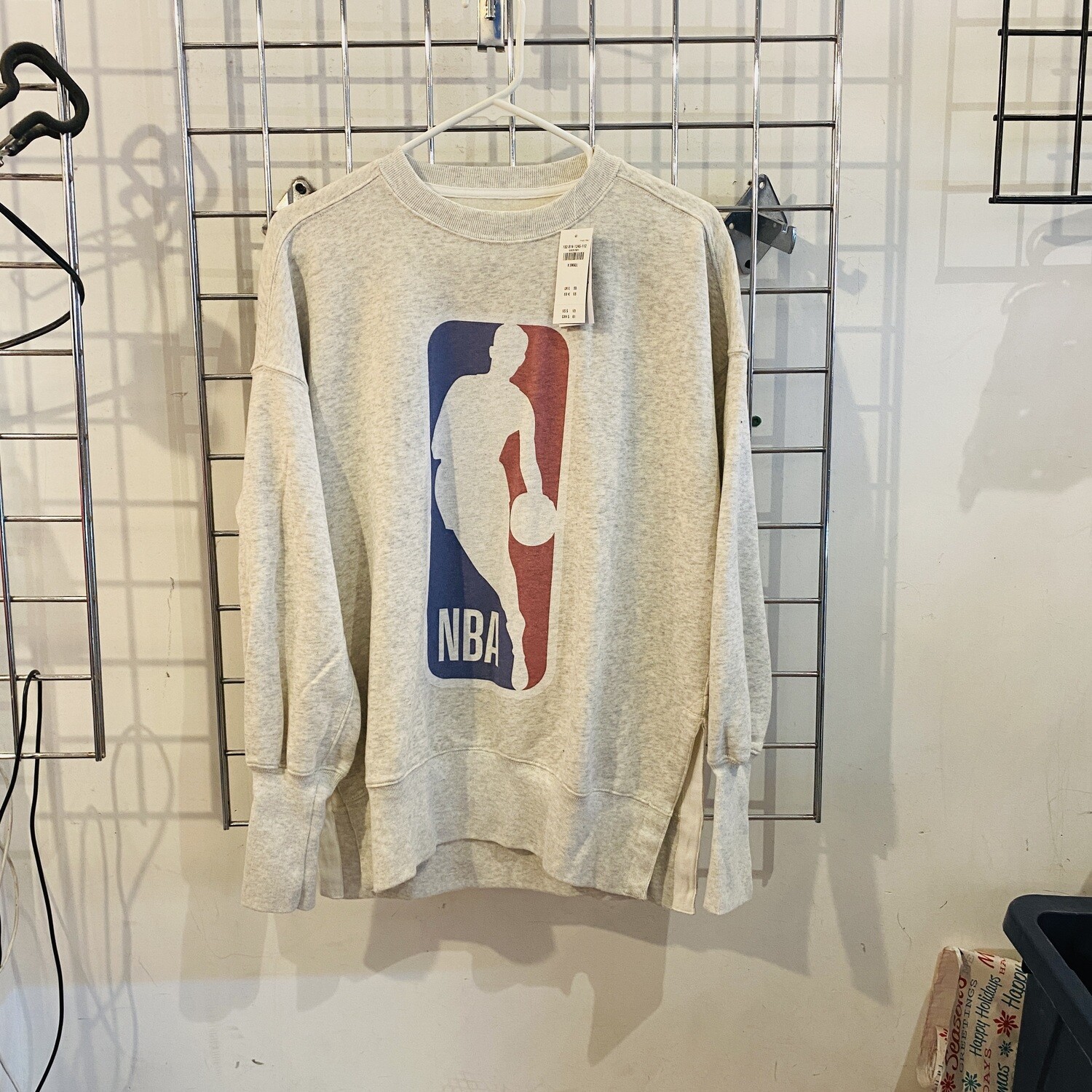 Size XS Abercrombie & Fitch Boyfriend Crew NBA Graphic Sweatshirt