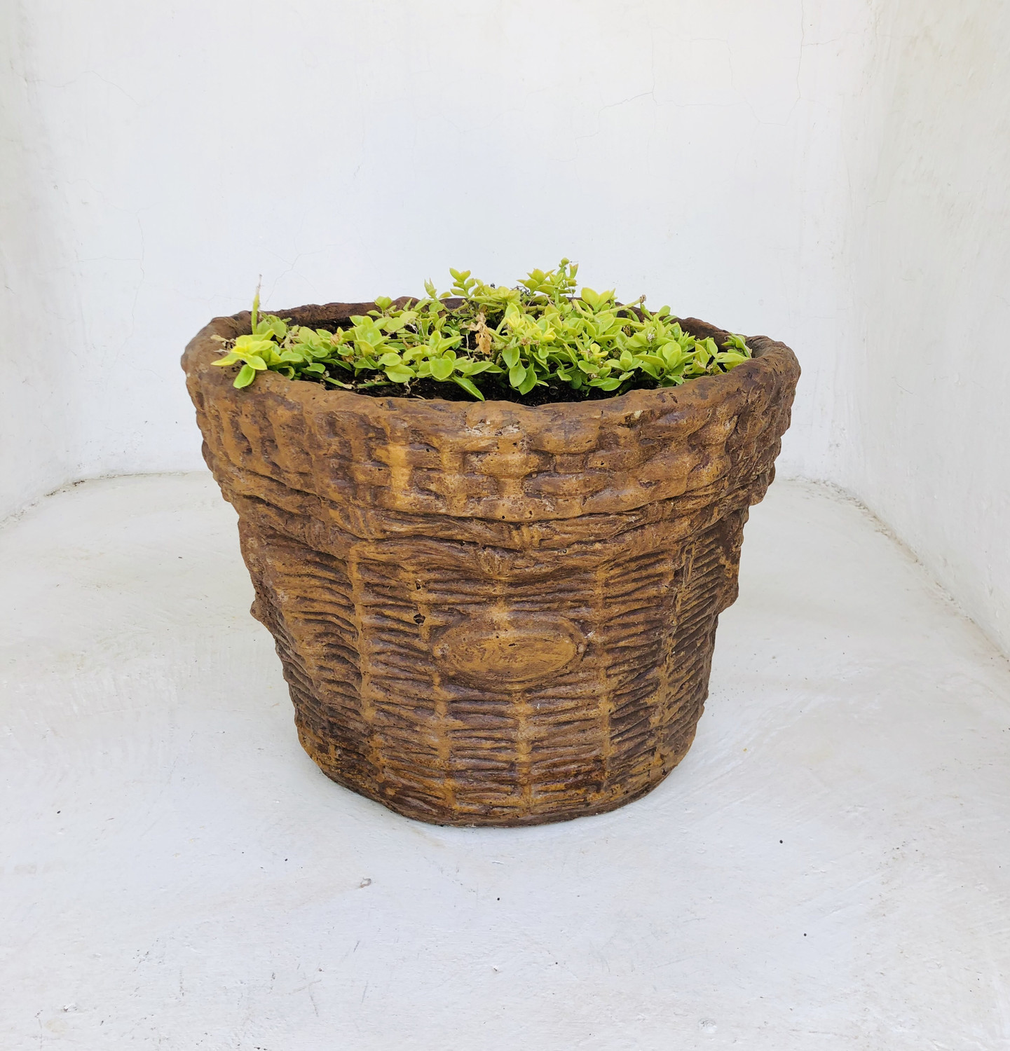 Large Woven Basket Honeyclay Finish - L700mm x W530mm x H410mm - 23kg
