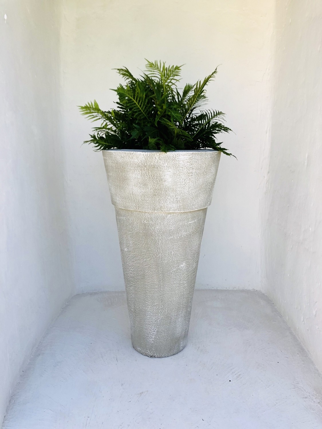 Jade Pot Extra Large Whitewash Finish - H1000mm x W570mm - 50kg
