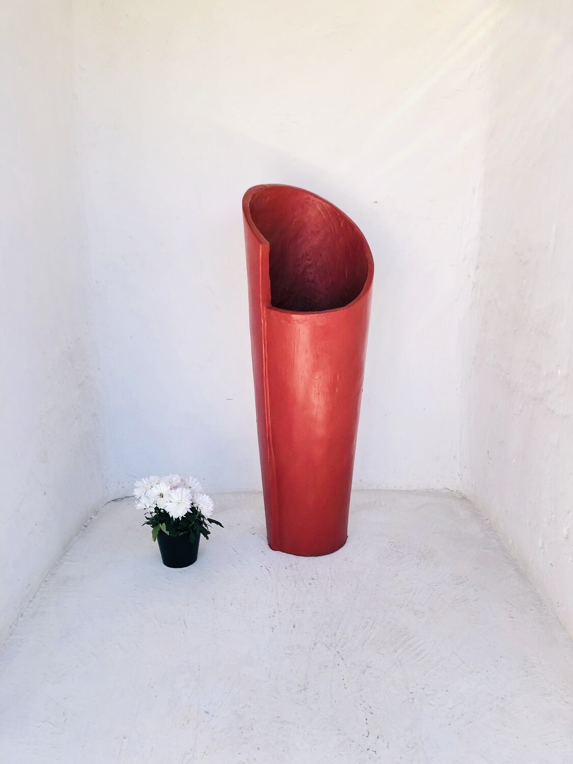 Valery Vase Extra Large Red Finish - H1100mm - 25KG