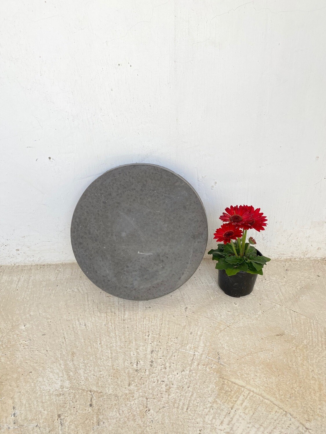 Round Stepping Stone SMALL Black - 435x50mm - 11kg