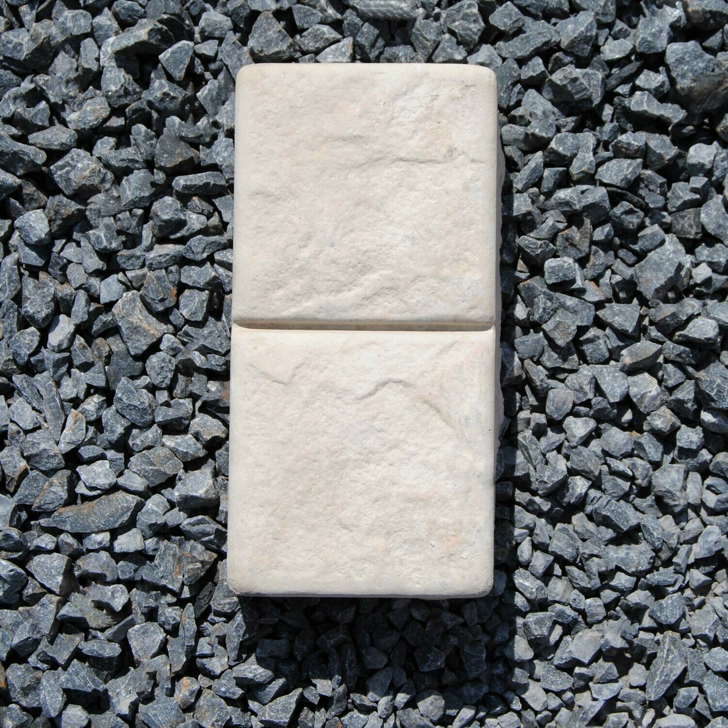 Double Cobble Plain Cement - 105x210x50mm - 1.8kg