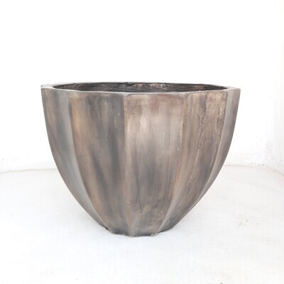 Godiva Pot Large Weathered Grey Finish - H420mm x W550mm - 17kg