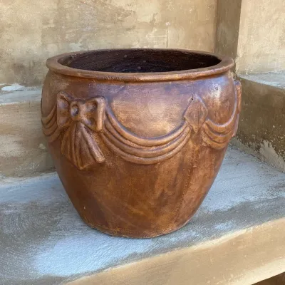 Carine Planter Brown Clay Finish - H390mm x W420mm - 20kg