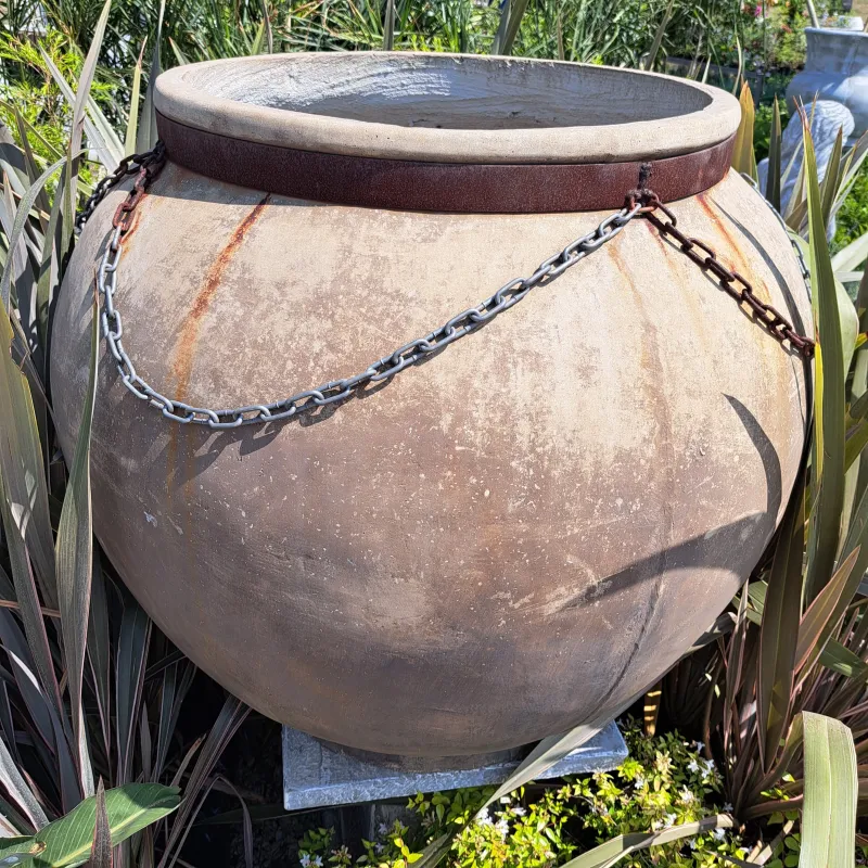 Africana Jeanne Pot Extra Large Rustic Steel and Chain - H900mm x W800mm - 80kg