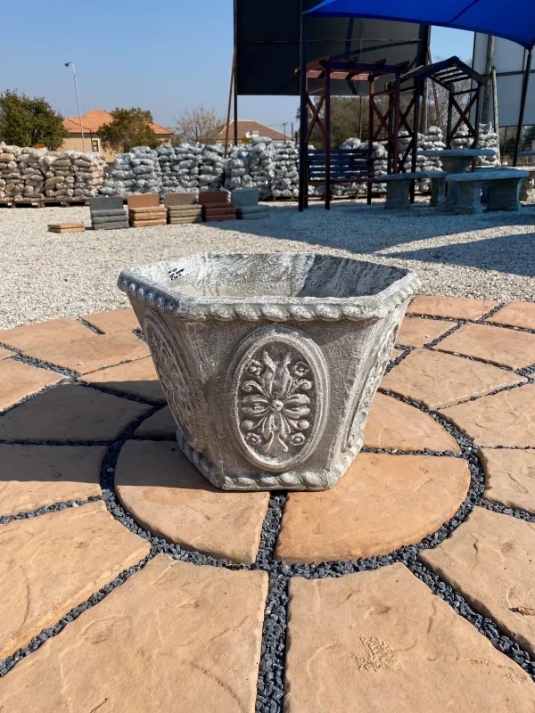 Hex Planter Medium Whitewash Finish - H400mm x W530mm - 25kg