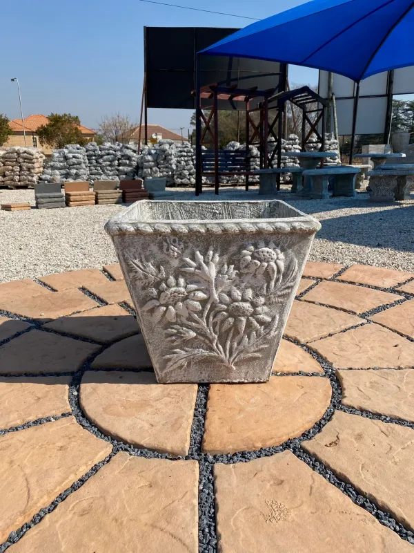 Sunflower Pot Medium Whitewash Finish - H510mm x W530mm - 33kg
