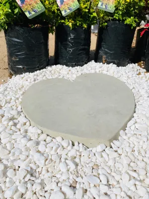 Heart Paver LARGE Cement - 430x50mm - 14Kg