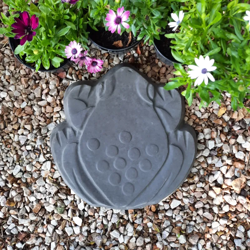 Frog Paver Black Finish - 400x370x50mm - 14Kg