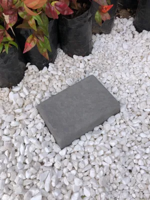 Rock Cobble Rectangle LARGE Black - 225x155x50mm - 4kg