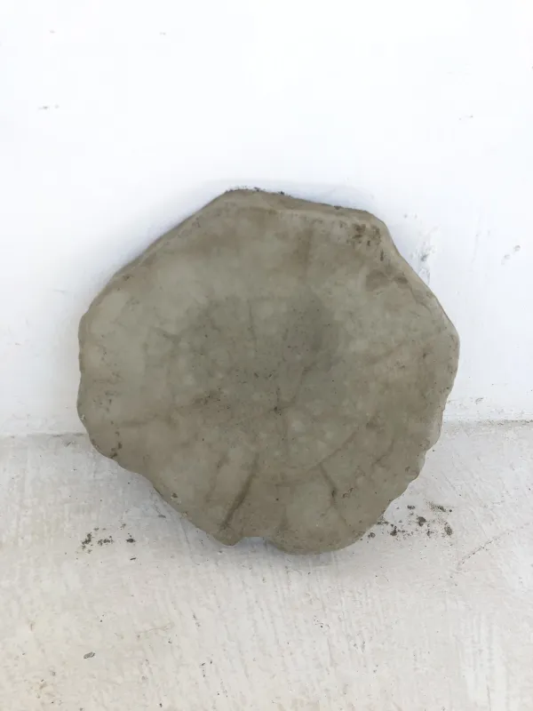 Round Log SMALL Cement Finish - 360mm- 9.4kg