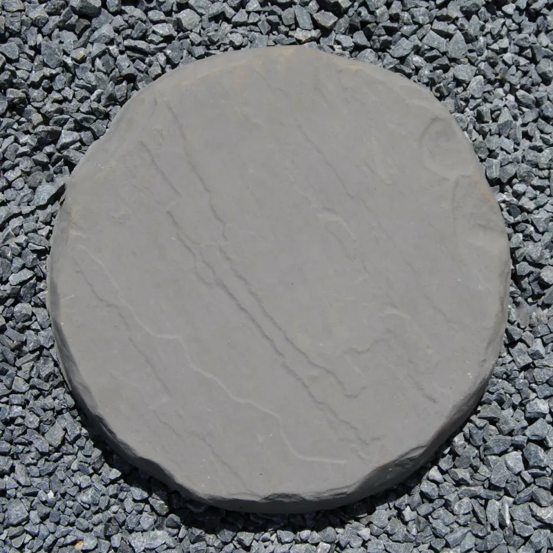 Round Mountain Slate Stepping Black  - 400x40mm - 11.4kg
