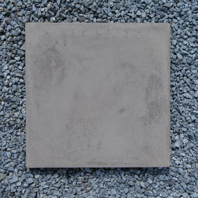 Smooth Stepping Stone Black -  450x450x50mm - 21kg