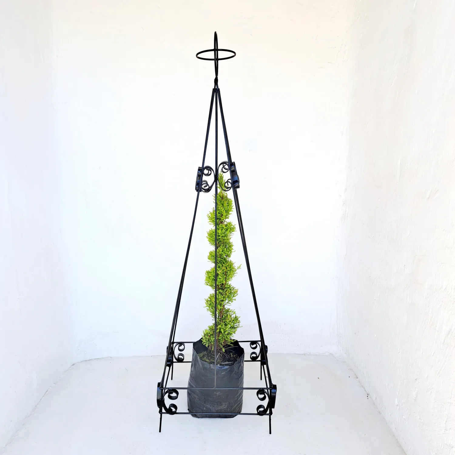 Obelisk - H1445mm x W420mm