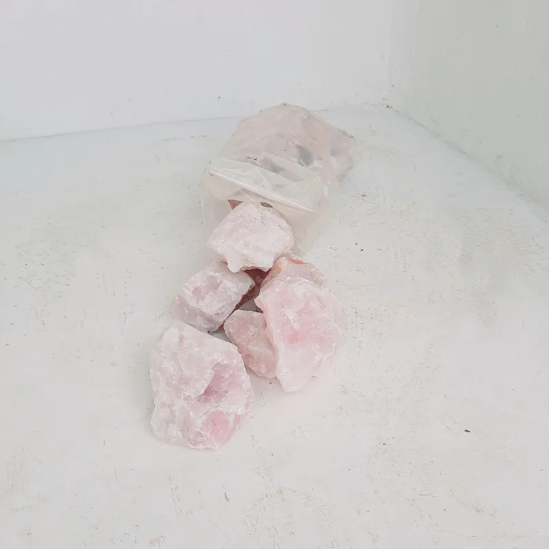 Rose Quartz Medium 60-100mm 300x600mm bags between 15-20kg