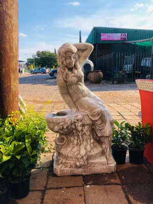 Queen Elizabeth Statue Whitewash Finish - H1200mm x W600mm - 210kg
