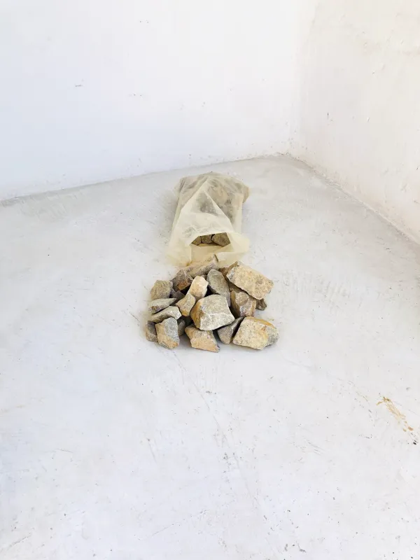 Caramel Mini Dumprock Selected 1mm - 250mm 300x600mm bags between 15-20kg