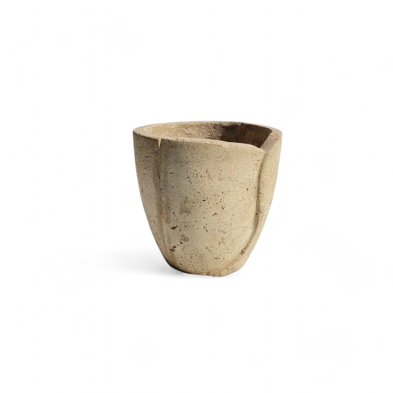 Leaf Pot Small Rustic Cement Finish - H230mm x W240mm - 5kg