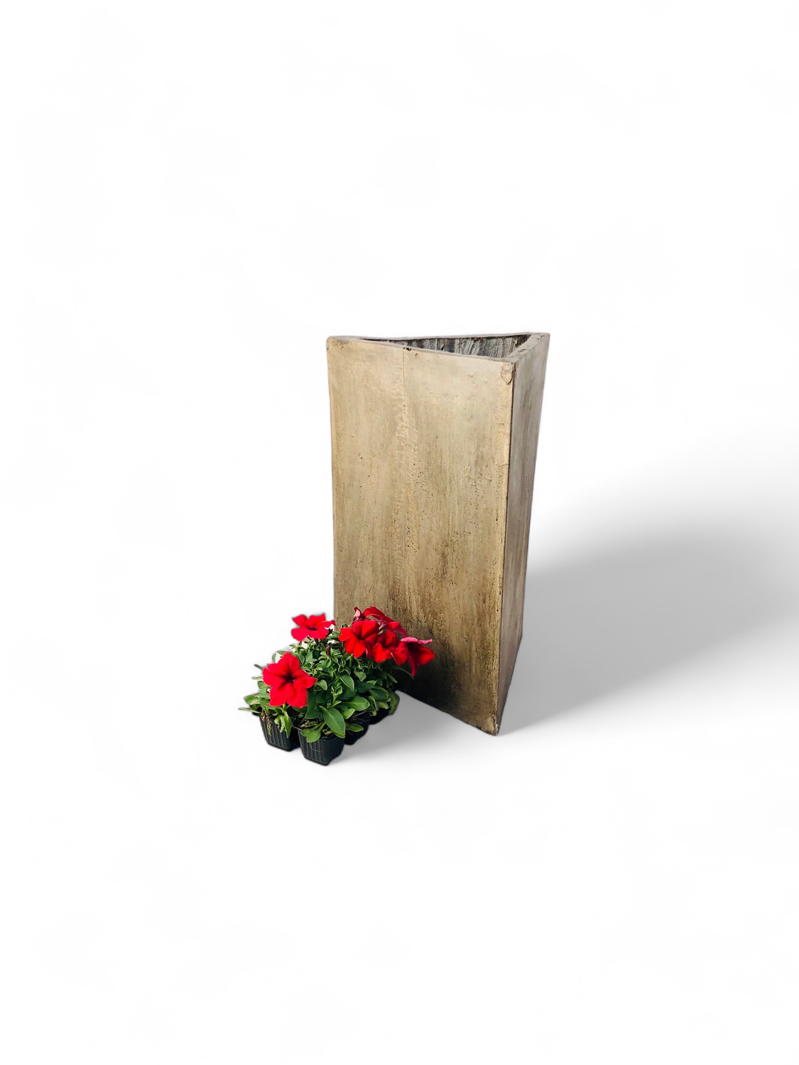 Triangle Pot Medium Weathered Finish - H540mm x W310mm - 20kg